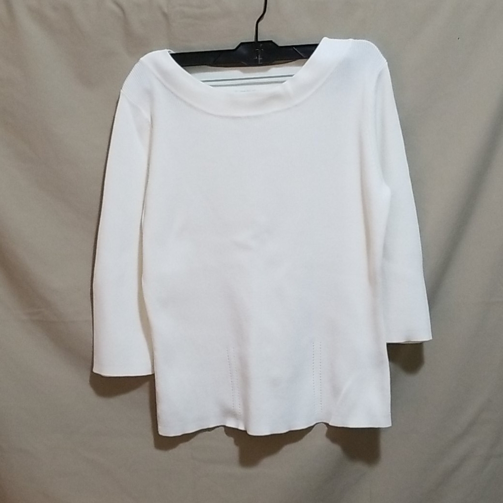 Dress Barn Women’s Long Sleeve Sweater Size M